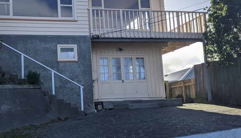 37A Milne Terrace, Island Bay