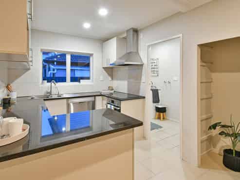 2/32 Hayward Road, Papatoetoe