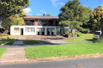 2 The Boulevard, Sunnyhills