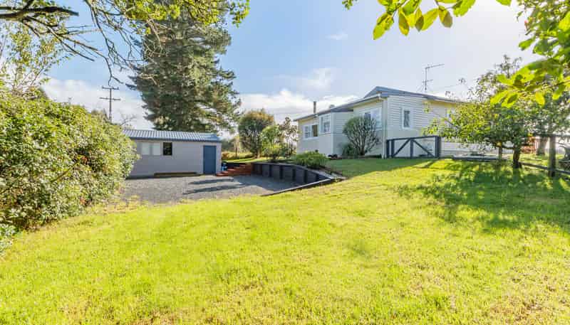 812 Kingseat Road, Kingseat