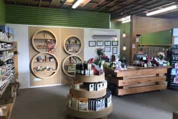 Star Retail on Rosedale Road