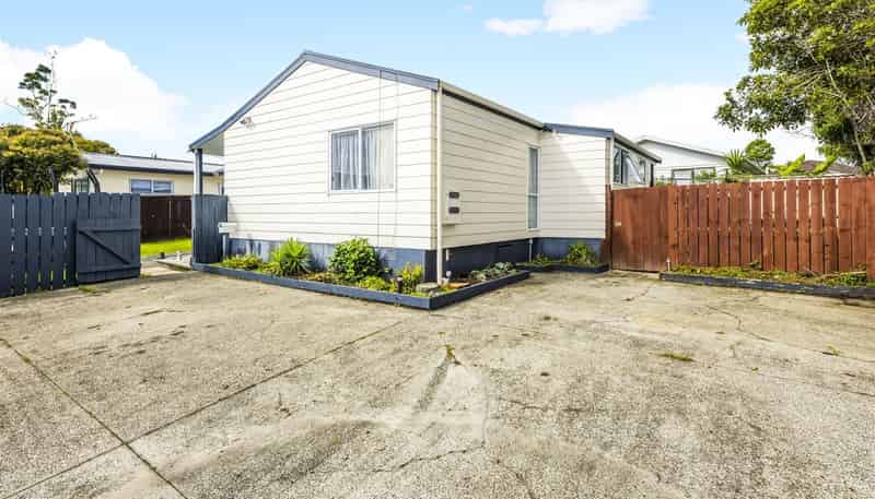 211 Waitemata Drive, Ranui