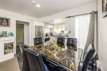 211 Waitemata Drive, Ranui