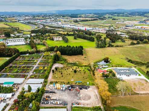 Light Industrial Yard!