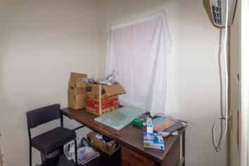 AVAILABLE TO LEASE NOW!!