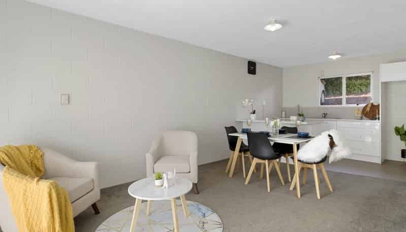 2/4 Moana Street, Frankton