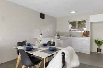 2/4 Moana Street, Frankton