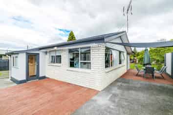 4 Rothesay Place, Dinsdale