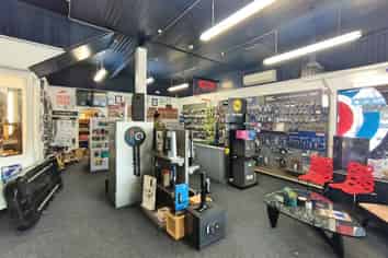 High Profile Corner Site Retail