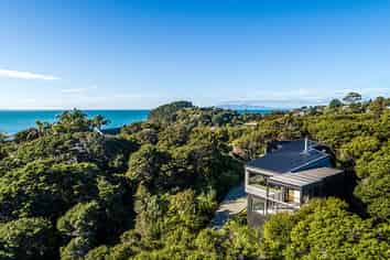 79 Coromandel Road, Oneroa