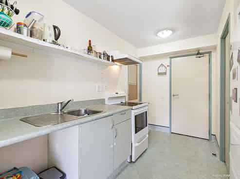 B8/13 Palm Grove, Berhampore