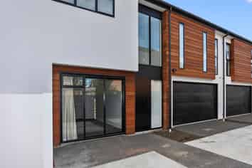 4/14 Bishop Street, Saint Albans