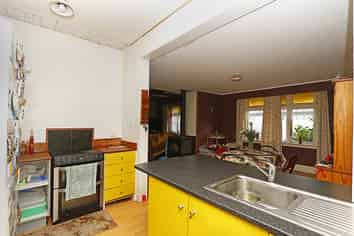 82 Ariel Street, Stratford