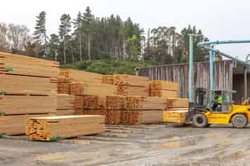 Substantial freehold industrial investment