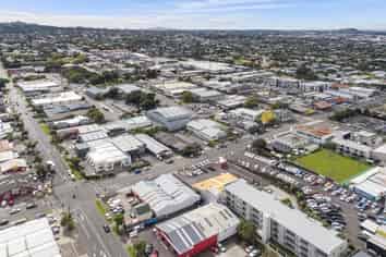 Affordable investment with international tenant