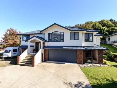 9 Guernsey Place, Grandview Heights