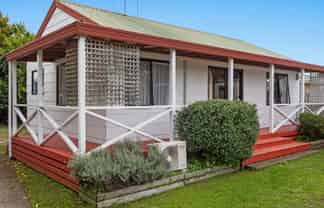 58A Lord Cobham Avenue, 