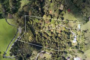 564 Fern Flat Road, Peria