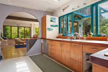 564 Fern Flat Road, Peria