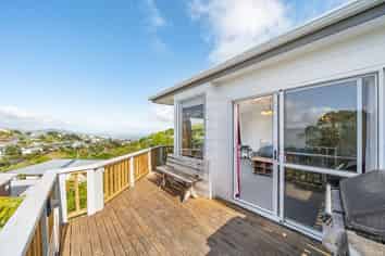 2/259 Major Drive, Kelson