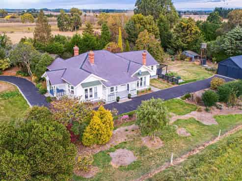 427 Earlys Road, Cust