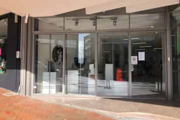 Stylish modern retail in Parnell