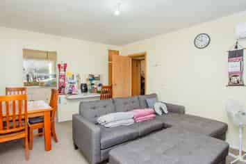 3/20 Carnot Street, Glenholme