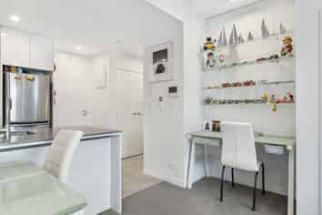 302/1 Kimiora Street, Three Kings