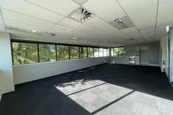 CBRE - Corporate Carbine Road Office