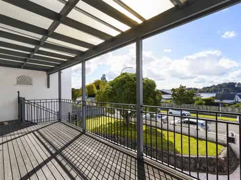 3/53 Lake Crescent, Hamilton Lake