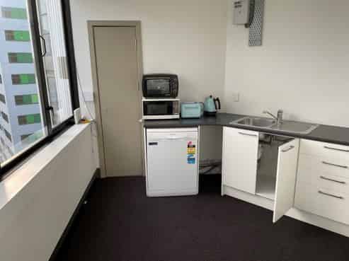 Premium Te Aro Office