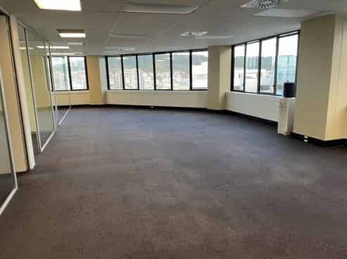 Premium Te Aro Office