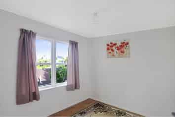 2/7 Abraham Place, Saint Johns