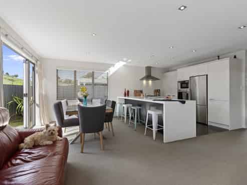 33A Edinburgh Road, Hillcrest