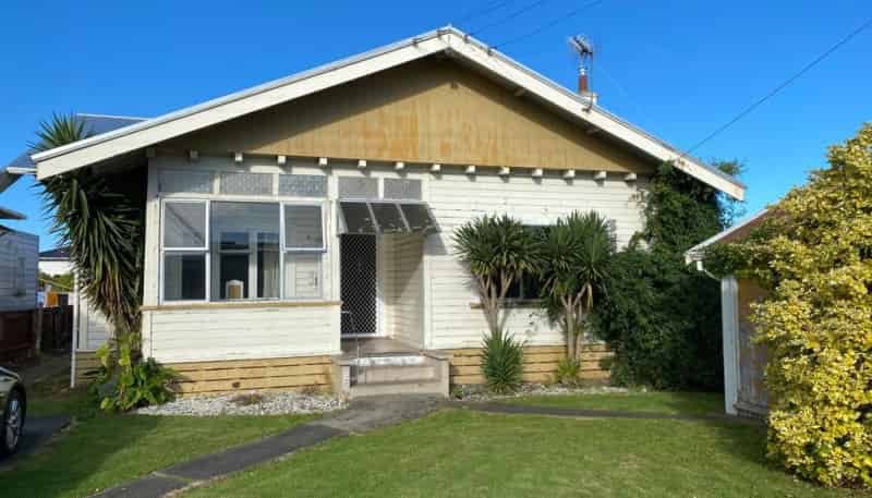 52 Argyle Street, Hawera
