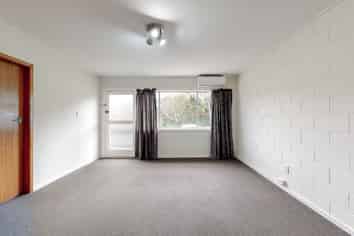 2/30 Rotoiti Street, Johnsonville