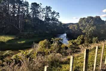 1764 Tarata Road, Tarata