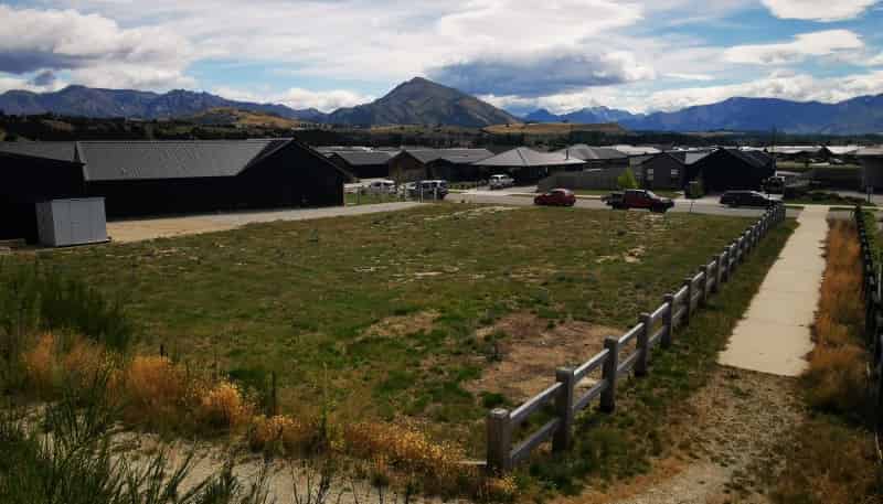 37 Kingfisher Crescent, Albert Town