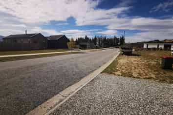 37 Kingfisher Crescent, Albert Town