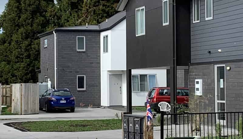 2/9 Hibiscus Ave (Room A), Hamilton Lake