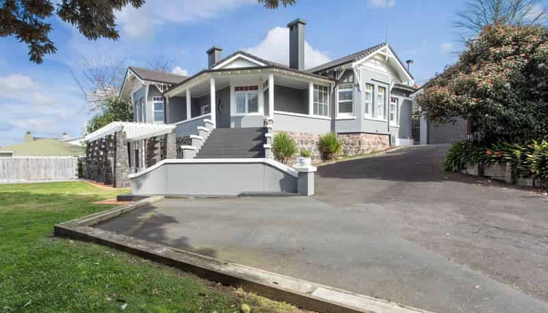 15 Buckley Road, Epsom