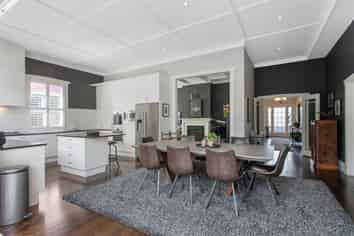 15 Buckley Road, Epsom