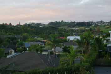 180 Castlewold Drive, Bethlehem