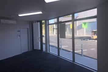 New Warehouse 248.84 m2