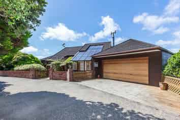 65 Rama Crescent, Khandallah