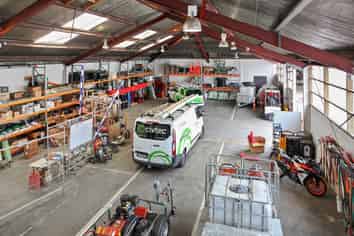 Industrial warehouse - Waltham