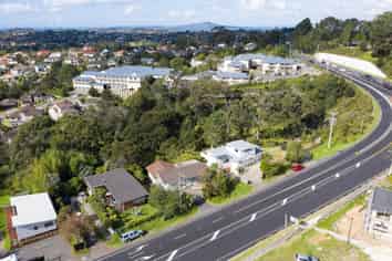 137 Albany Highway, Unsworth Heights