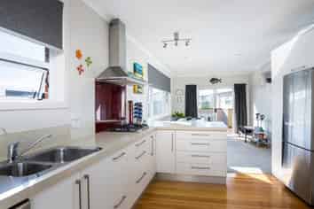 15 McLean Street, Strandon