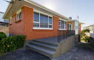 15 McLean Street, Strandon