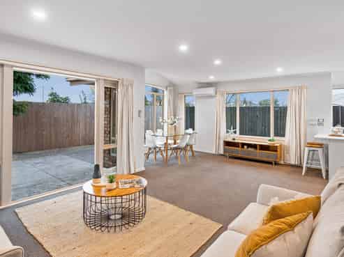 a/225 Travis Road, New Brighton